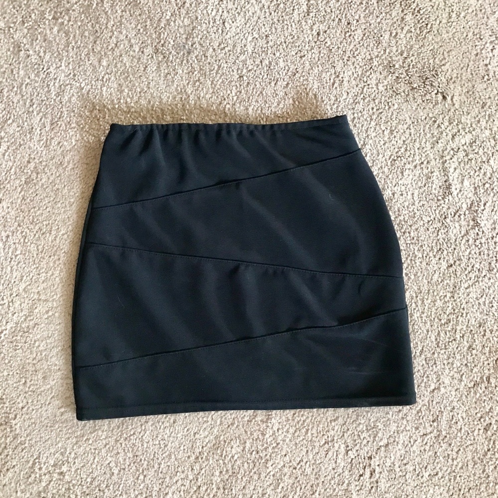 Black pencil skirt